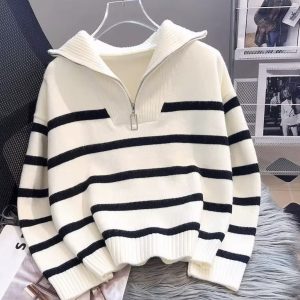 Long sleeve knit sweater